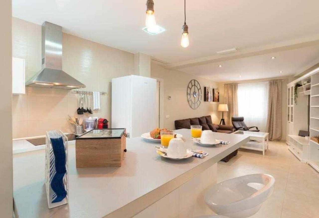 Apartamento Premium Junto A Catedral Малага Экстерьер фото