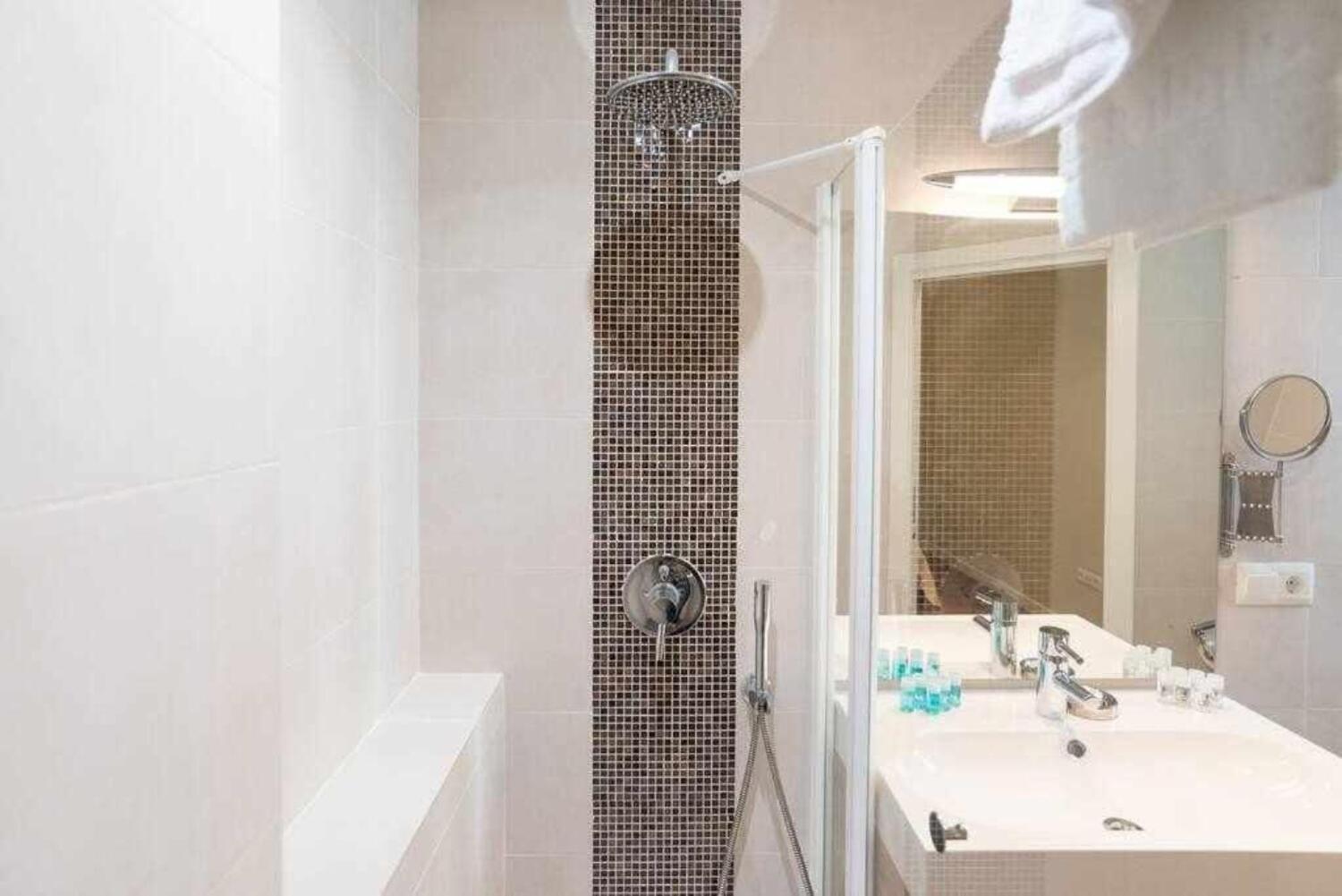 Apartamento Premium Junto A Catedral Малага Экстерьер фото
