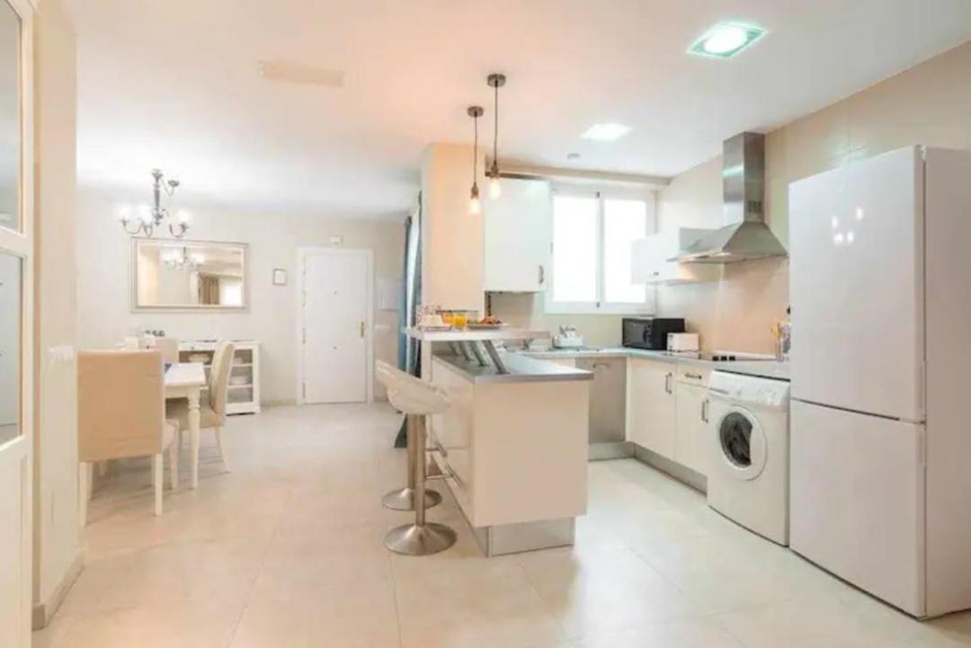 Apartamento Premium Junto A Catedral Малага Экстерьер фото