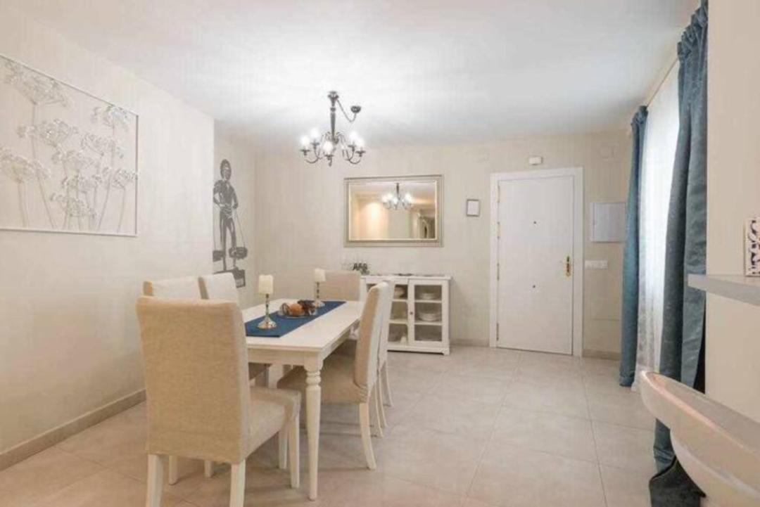 Apartamento Premium Junto A Catedral Малага Экстерьер фото